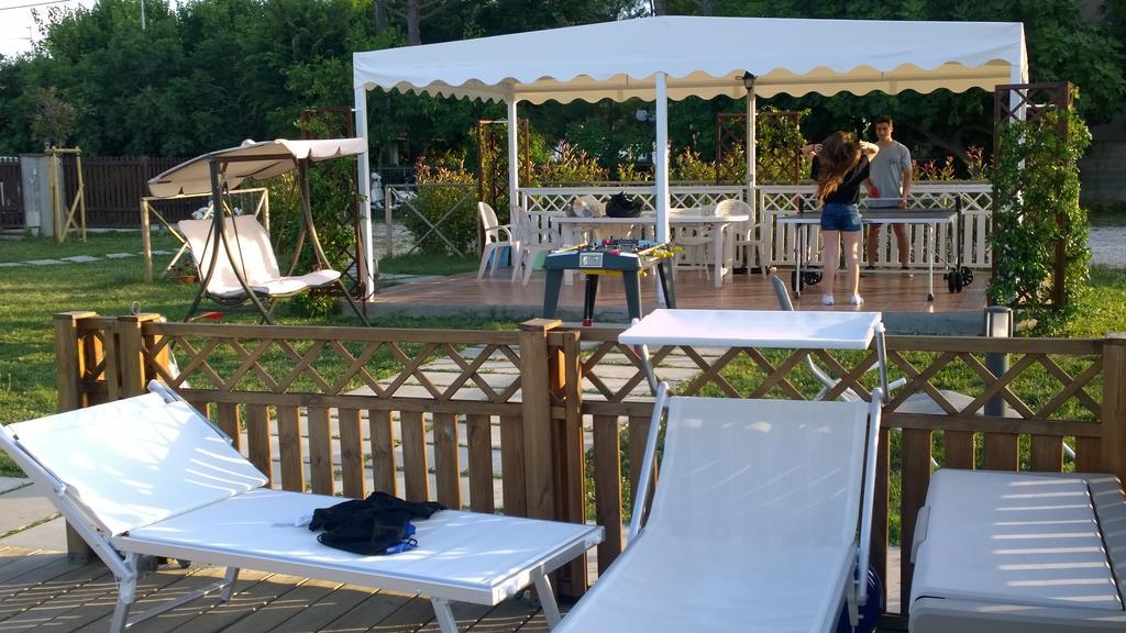 Agriturismo La Casa Della Lavanda - Il Rustico マリーナ・ディ・モンテマルチアーノ エクステリア 写真