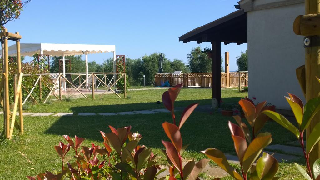 Agriturismo La Casa Della Lavanda - Il Rustico マリーナ・ディ・モンテマルチアーノ エクステリア 写真